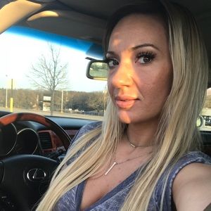 Meet your Posher, Valerie